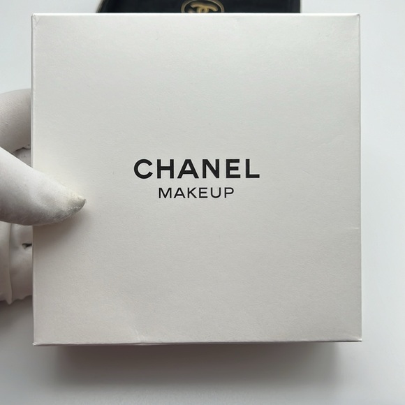 Chanel Beauty Makeup Mirror Pouch Black Zip Around, Velvet, Micro Serum &Mascara - Picture 15 of 17